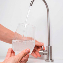 RO800 Moderní systém reverzní osmózy pro filtraci pitné vody | MojaWoda.com